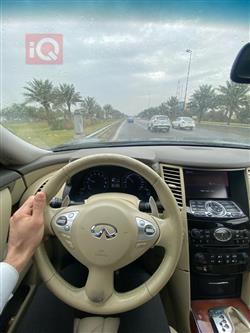 إنفينيتي FX